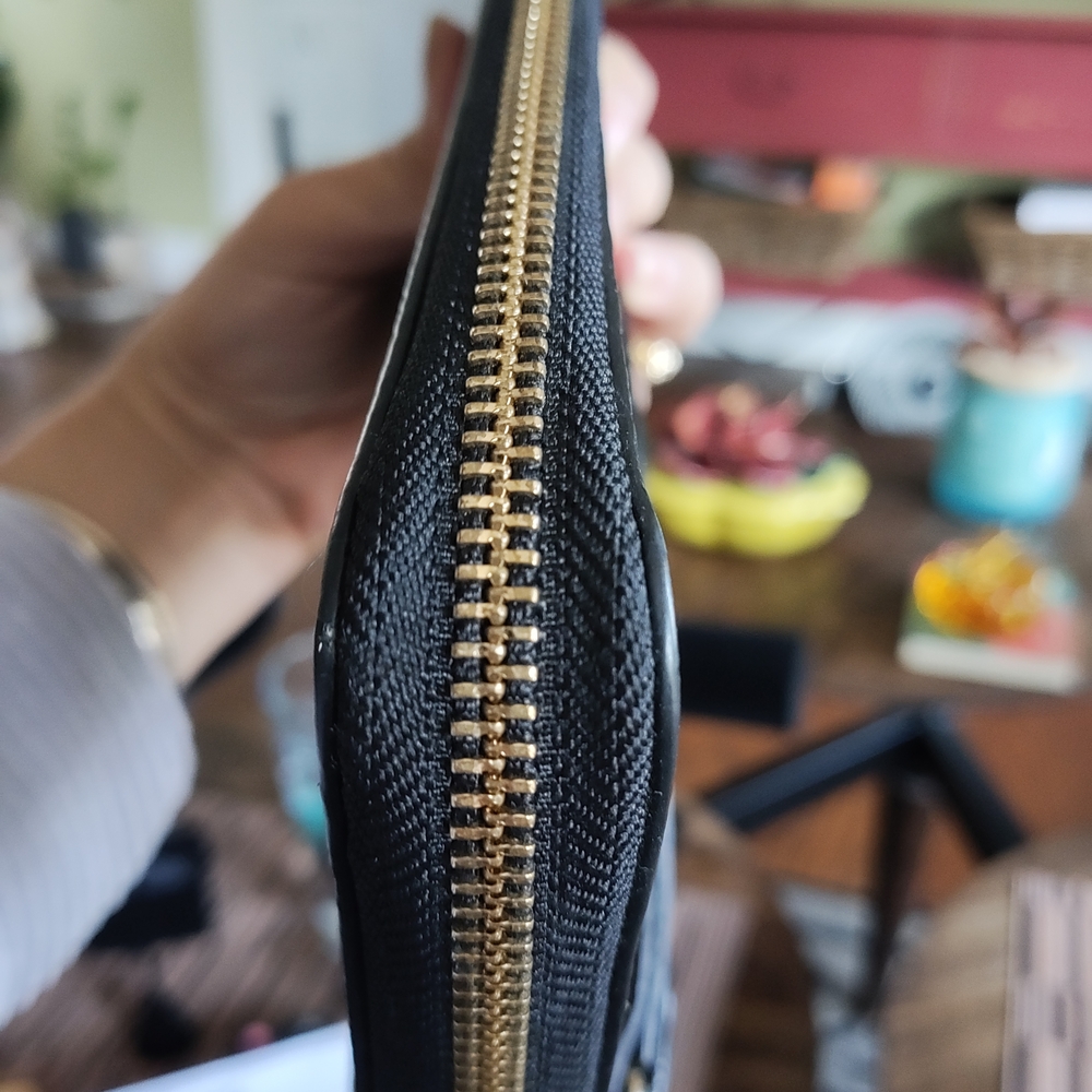 Michael Kors Black Wristlet Wallet - Picture 4 of 8